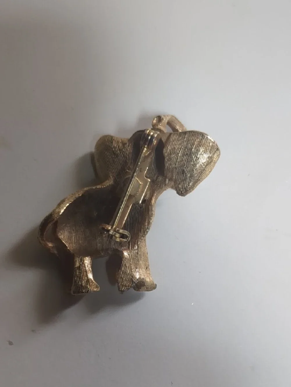 N/A elegant gold